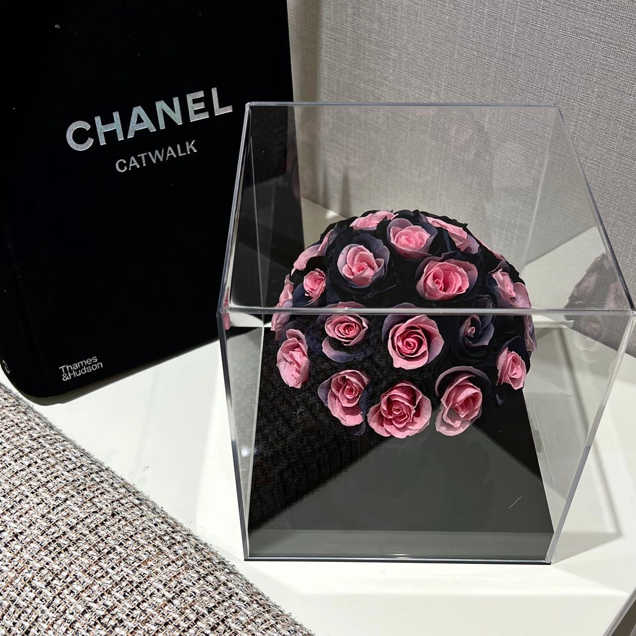 Flaurea 26 Preserved Rose Bouquet