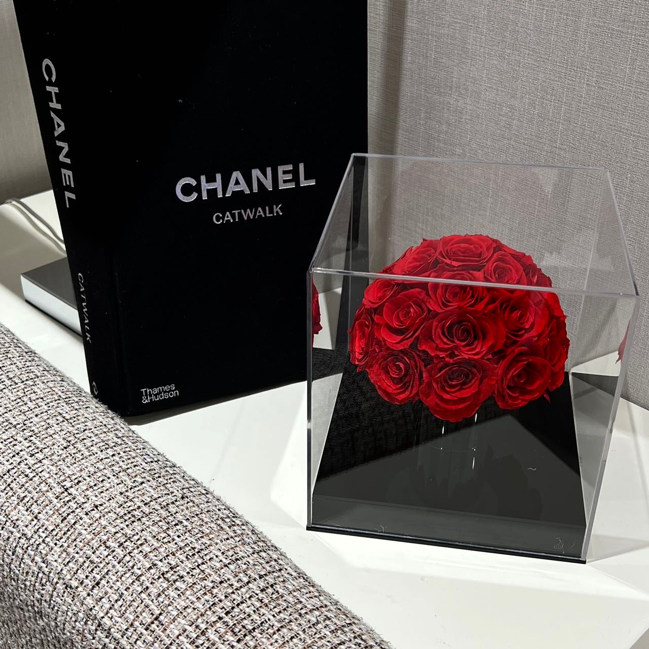 Flaurea 26 Preserved Rose Bouquet