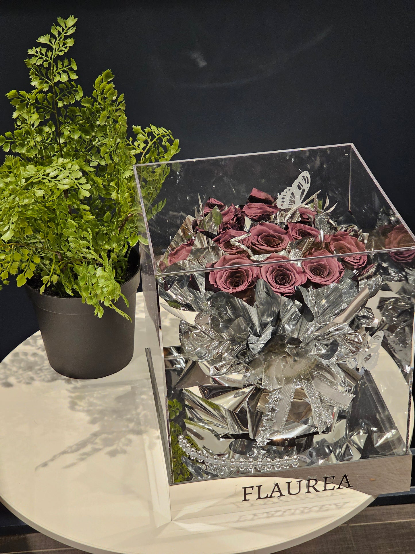 Flaurea Glistening Rose & Silver Display