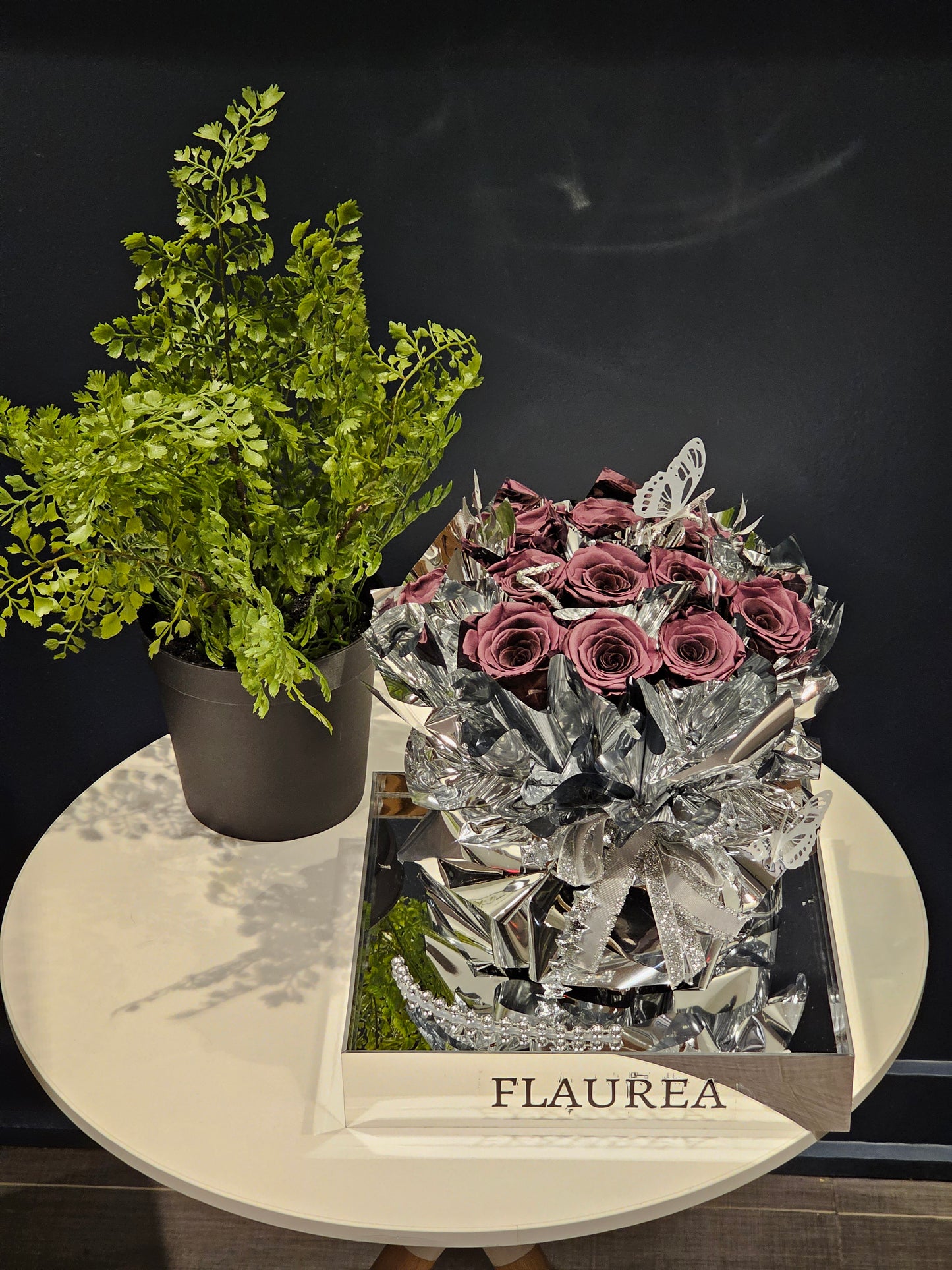 Flaurea Glistening Rose & Silver Display