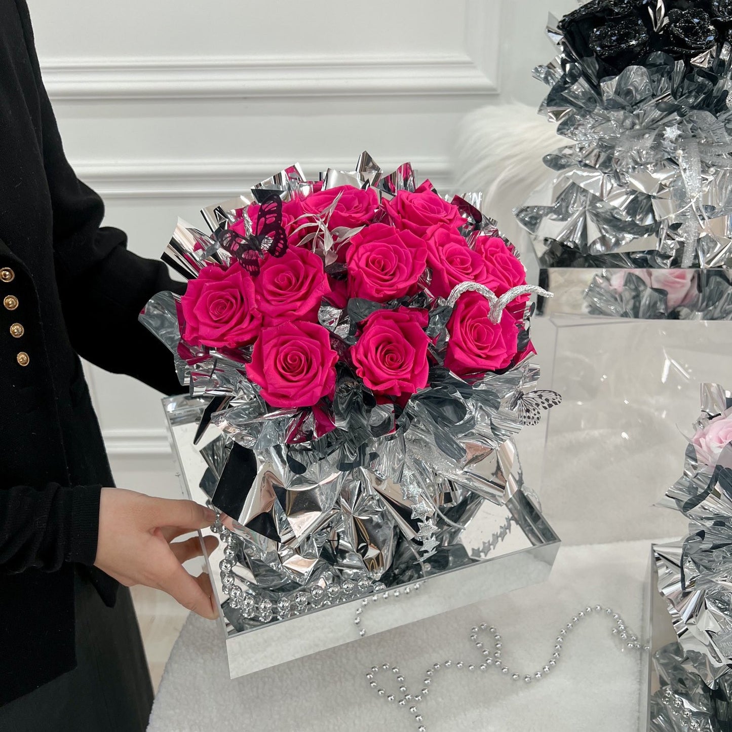 Flaurea Glistening Rose & Silver Display